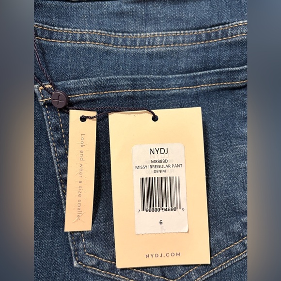 NYDJ Women's Jeans Marilyn Straight Jeans
Size 6 - Picture 10 of 14